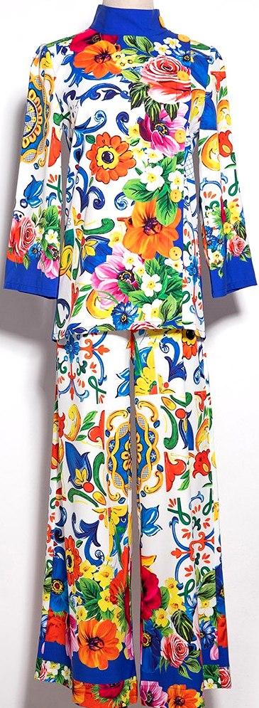 Majolica Print Top and Wide-Leg Cropped Pant Set