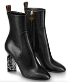 Silhouette Ankle Boots