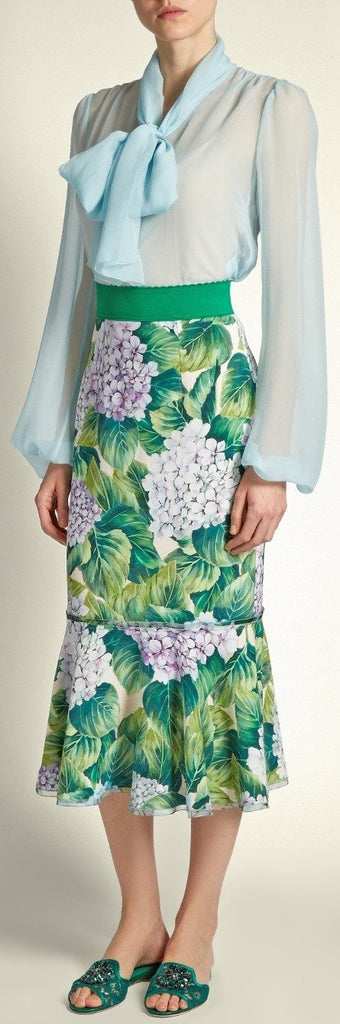 Chiffon Tie-Neck Blouse & Hydrangea Print Skirt Set