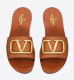 Grainy Cowhide Slide Sandal with Go Logo Detail, Tan