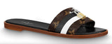'Lock it' Flat Mule