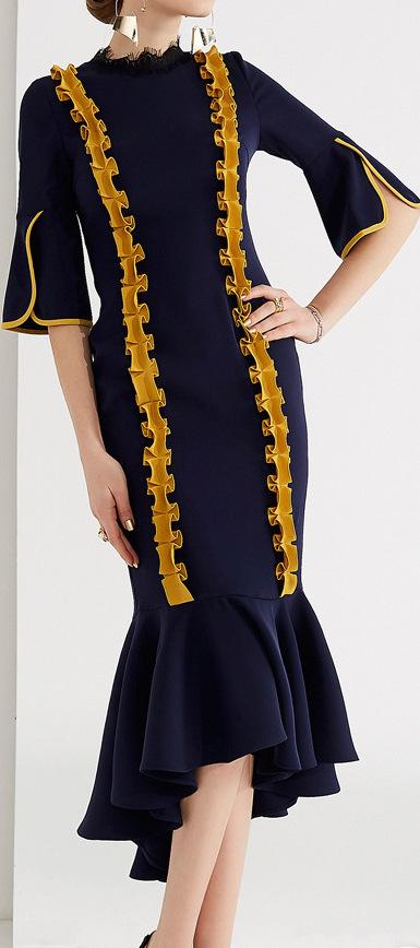 Ruffle Contrast Fluted Hem Midi Dress